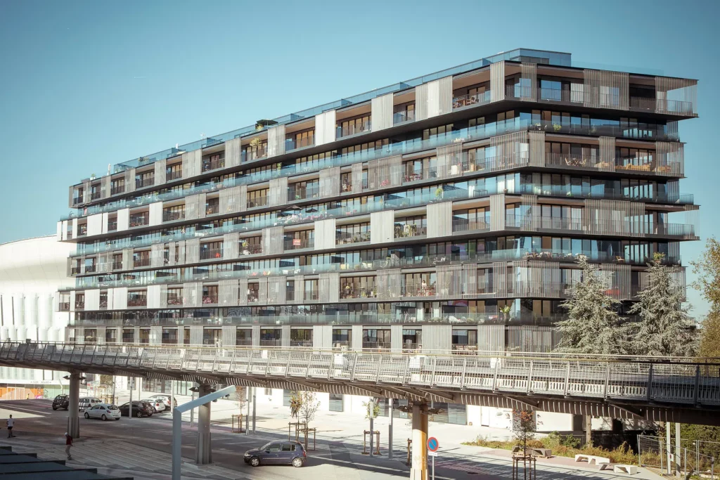 Façade de l'immeuble Origine à Nanterre, photographie d'architecture près de la U Arena.